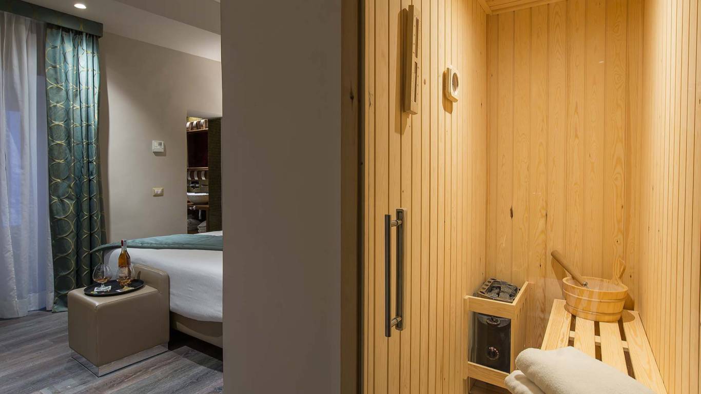 Colonna-suite-del-corso-rome-suite-luxury-sauna-26